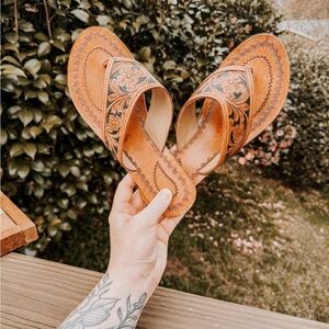 American Darling Floral Tan Sandals